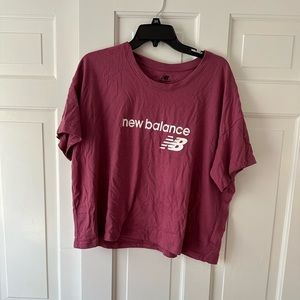 New balance slightly cropped t-shirt